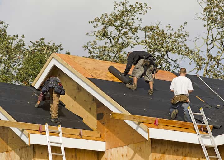 Professional roofers in Anchorage